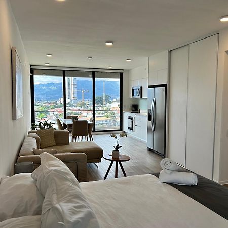 Bee Suites San Jose - Escalante ภายนอก รูปภาพ