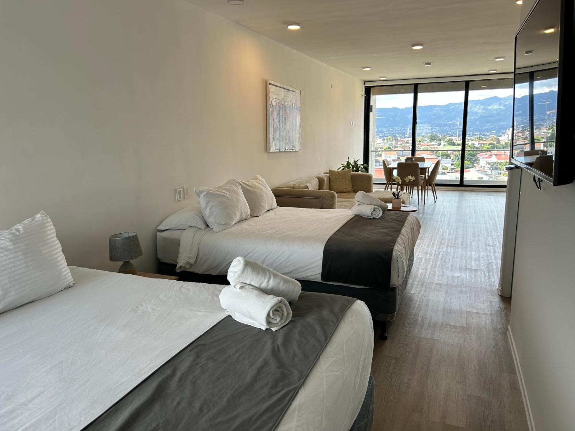 Bee Suites San Jose - Escalante ภายนอก รูปภาพ