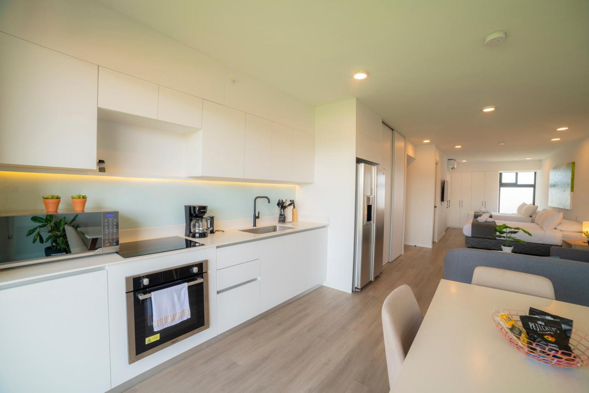 Bee Suites San Jose - Escalante ภายนอก รูปภาพ