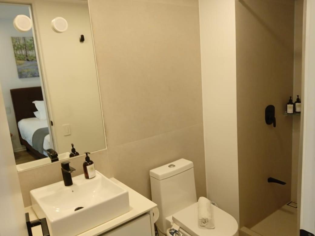 Bee Suites San Jose - Escalante ภายนอก รูปภาพ